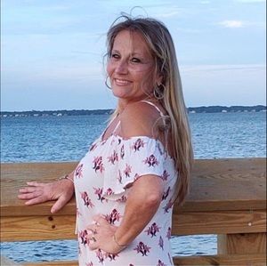 Meet your Posher, Bobbi